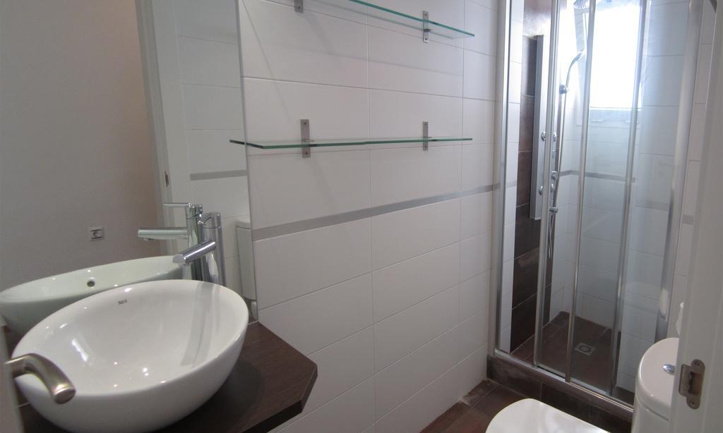 Apartment Livemalaga Victoria Bagian luar foto